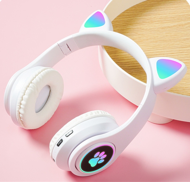 Glowing Bluetooth Headphones - Image 5